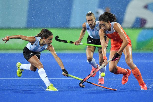 Las Leonas perdieron ante Holanda y se quedaron afuera de los Juegos