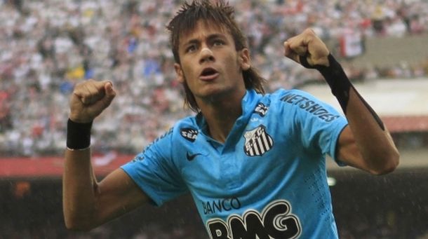Neymar fue elegido como el mejor jugador del continente en 2012