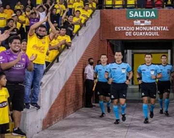 Boca atento: Conmebol abrió expediente a Barcelona SC y evalúa sanciones por agresión a un árbitro
