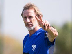 Gareca es el nuevo DT de Vélez: por cuánto tiempo firmó y cuándo debuta