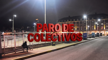 Paro de colectivos hasta el lunes pese al compromiso de pagos de los empresarios: líneas afectadas