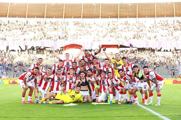 Instituto dio vuelta el clásico ante Talleres y se clasificó a los octavos de final del Torneo Apertura