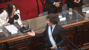 Dura respuesta de Victoria Villarruel a Javier Milei: Que ahorre en viajes y en la SIDE