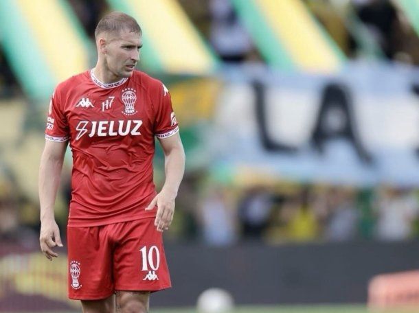 Gustavo Costas pidió refuerzos y Racing avanzó con fuerza por Matko Miljevic