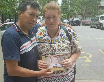 Reclaman el cuerpo de su bebé, que estaba enterrado en Otamendi - Crédito: 0223