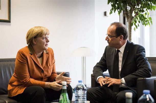 Merkel y Hollande acordaron la unión bancaria en Europa