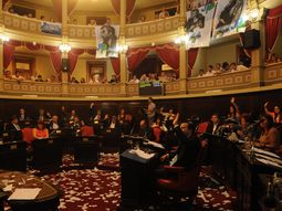 insaurralde y massa se dividen el conurbano bonaerense insaurralde y massa se dividen el conurbano bonaerense