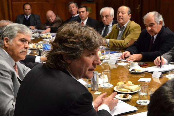 La Nación se volvió a reunir con intendentes por la obra pública