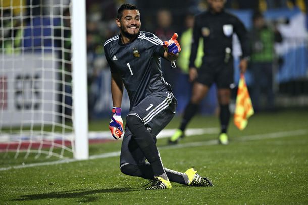 ¿Se convertirá en héroe? Real Madrid busca a Sergio Romero