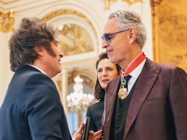 El mensaje de Andrea Bocelli tras recibir la Orden de Mayo: Me lo guardo en el corazón