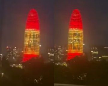 Gran revuelo: una torre de España lució la palabra campeones antes de la final