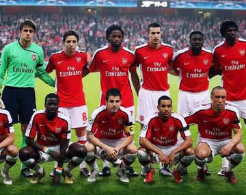 El terrible presente de una ex figura del Arsenal: quebrado y al borde del suicidio