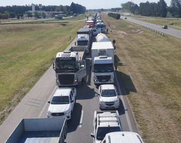 Paro de transportistas en Ruta 9: reunión clave para destrabar el conflicto