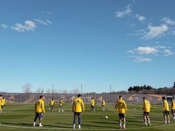 Russo sigue en reposo y Boca se entrena antes del duelo con Rosario Central