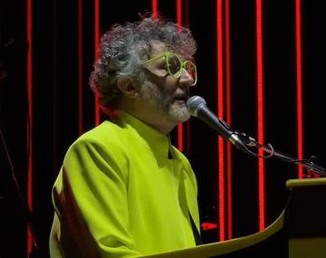 Fito Páez fue silbado por su propio público en el Movistar Arena: el motivo