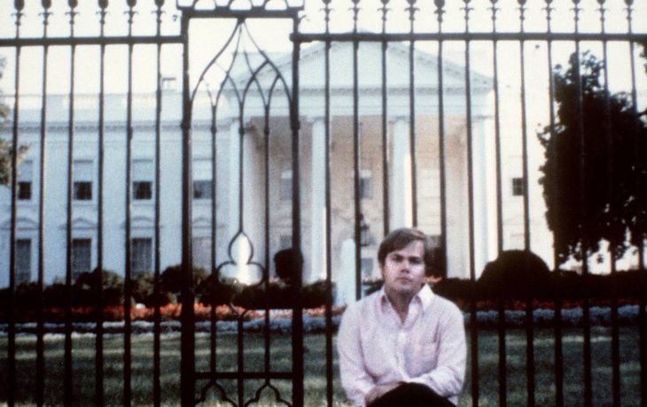 El hombre que le disparó a Ronald Reagan abandonó el hospital psiquiátrico