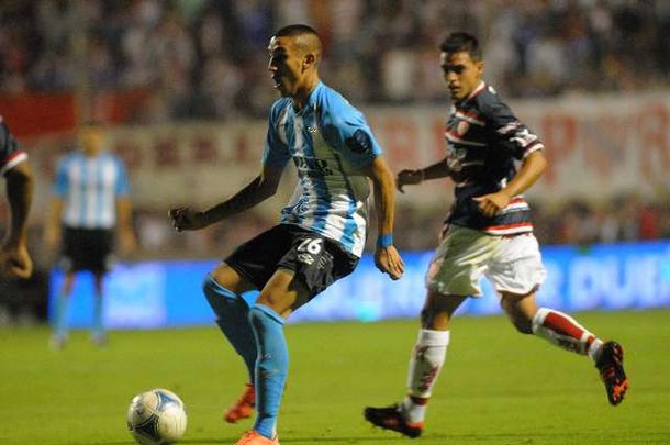Con el último aliento, Racing le igualó a Unión en Santa Fe