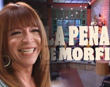 Lizy Tagliani en La Peña de Morfi.