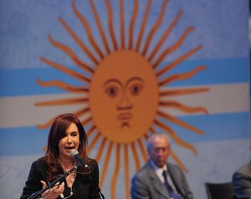 CFK: Este siglo tiene que ser el de mi hijo el ingeniero