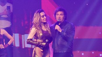 javier milei me dijo al oido...: la confesion inesperada de fatima florez en el programa de moria casan javier milei me dijo al oido...: la confesion inesperada de fatima florez en el programa de moria casan