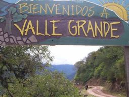 buscan a pareja que se perdio en el parque nacional calilegua buscan a pareja que se perdio en el parque nacional calilegua