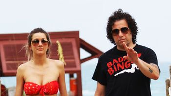 Vacaciones de Calamaro y Micaela Vacaciones de Calamaro y Micaela