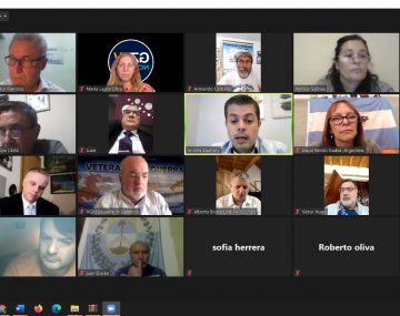 Malvinas: periodistas del mundo y veteranos reclamaron al Reino Unido que negocie