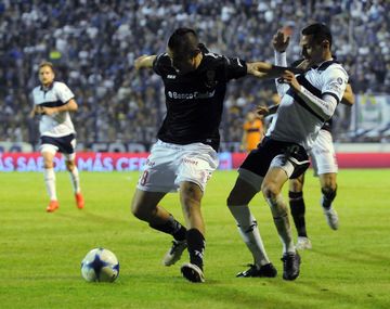 Huracán cortó una racha de más de 30 años al vencer a Gimnasia en La Plata