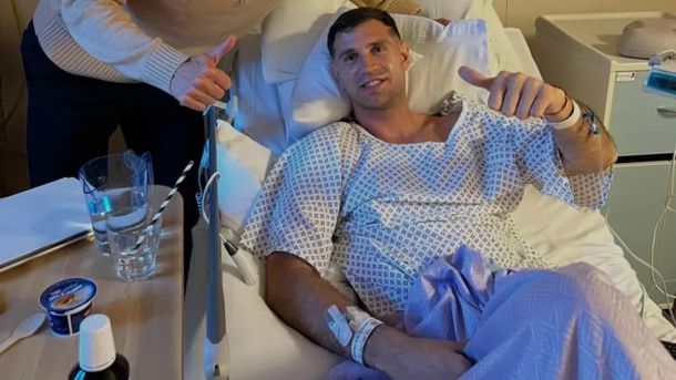 Un subcampeón del mundo de la Selección Argentina visitó al Dibu Martínez tras su operación