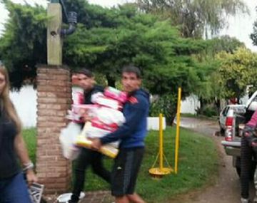 El plantel de Belgrano entregó donaciones a los damnificados