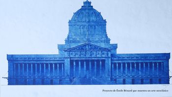 En 1904 el arquitecto francés Emile Bernard firma el contrato para la construcción del Palacio Legislativo, actual Monumento a la Revolución. En 1904 el arquitecto francés Emile Bernard firma el contrato para la construcción del Palacio Legislativo, actual Monumento a la Revolución.