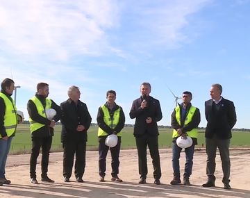 El presidente Macri inauguró un parque eólico en Bahía Blanca