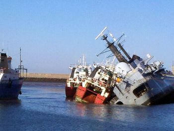 Se hunde en Puerto Belgrano un buque de la Armada