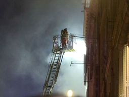 investigan si fue intencional el incendio de un edificio en francia que dejo tres muertos investigan si fue intencional el incendio de un edificio en francia que dejo tres muertos
