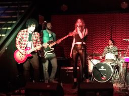 si la viera pappo: geraldine neumann rockea en la noche portena si la viera pappo: geraldine neumann rockea en la noche portena