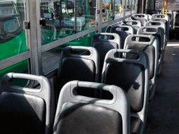 Compañías de transporte del AMBA recortaron servicios de colectivos