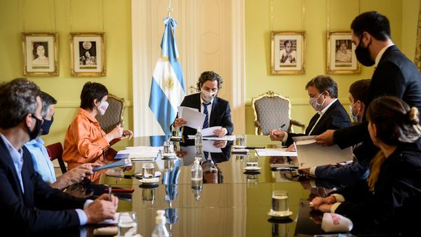 Santiago Cafiero recibe a intendentes del Conurbano bonaerense