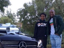 Austero, Mayweather le regaló al hijo un auto valuado en 40 mil euros