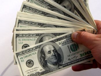 ¿Y el blanqueo? Cada vez es más la plata que tienen los argentinos en el exterior