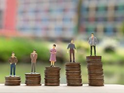 Los uruguayos presentan una alta moral tributaria. Los uruguayos presentan una alta moral tributaria.