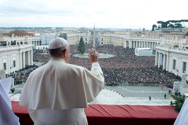 El papa Francisco recibe en el Vaticano a miles de parejas por el día de los enamorados