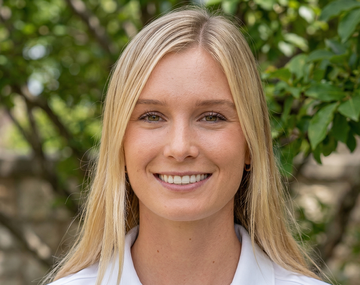 Los videos de Fini Lanusse, la imputada por robo de propofol en el Hospital Italiano