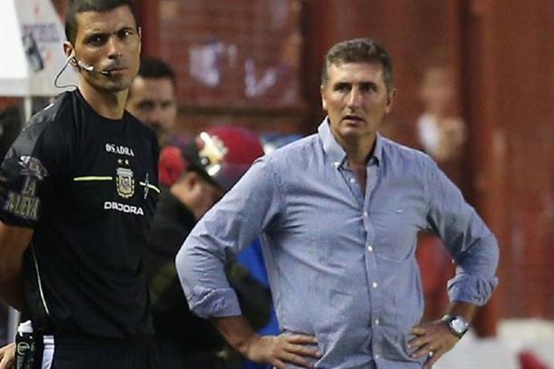 Mayor dejó de ser el DT de Argentinos tras la cuarta derrota consecutiva