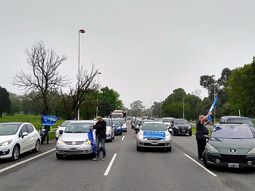 Aeronáuticos marchan a Ezeiza en defensa de los trabajadores de Avianca, Latam y Andes