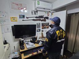 La detención se llevó a cabo en Parque Avellaneda. Fotos: Policía Federal Argentina