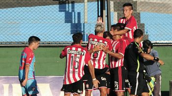 con poco, estudiantes le gano a arsenal con poco, estudiantes le gano a arsenal