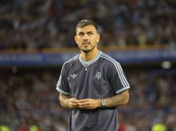 La bandera que le dedicaron a Paredes en la Bombonera