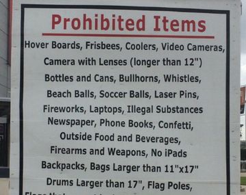 Los insólitos objetos que no dejan entrar al estadio de la semifinal