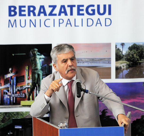 De Vido: El próximo presidente va a tener el desafío de profundizar el desarrollo con inclusión