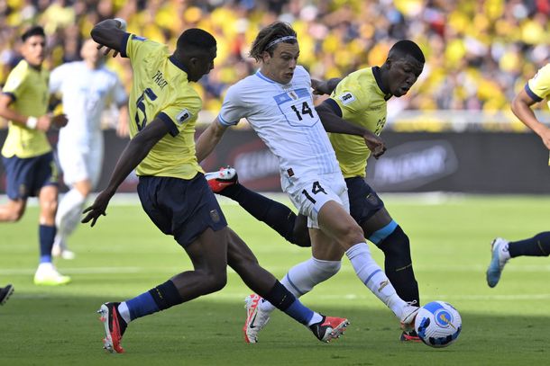 Ecuador se impuso 2-1 ante el Uruguay de Marcelo Bielsa